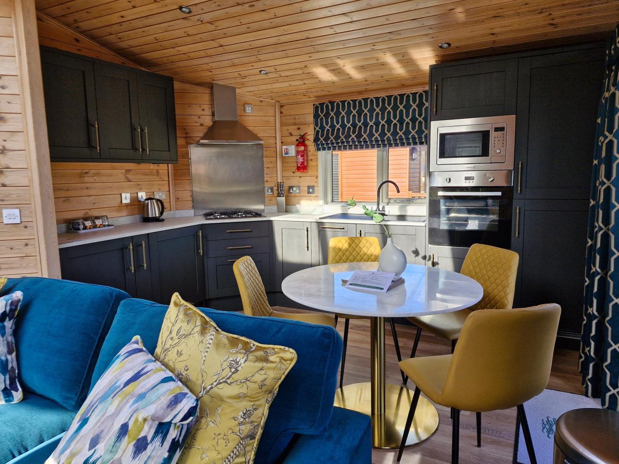 Lomond Woods Holiday Park Balloch Rom bilde