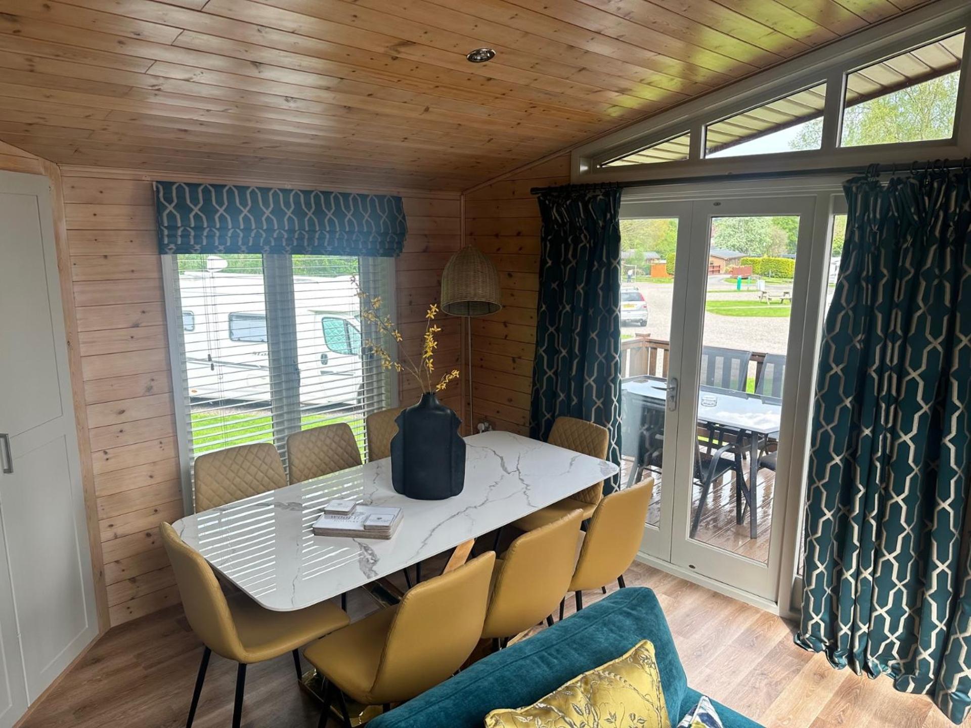 Lomond Woods Holiday Park Balloch Eksteriør bilde
